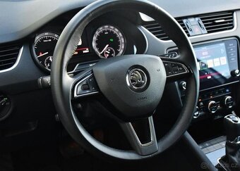 Škoda Octavia 2,0TSI 140KW 22.tKM ČR STYLE - 9