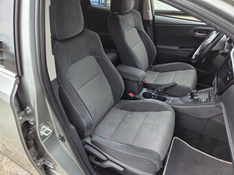 Toyota Auris 1.8 Hybrid Selection - 9