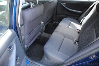 TOYOTA Corolla 2.0D-4D 66kW - klimatizace - 9