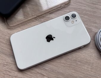 Apple iPhone 11 64gb White- zánovní Top stav, 2x kryt. - 9