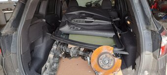 FORD KUGA 2,0TDCI AWD ST-line - 9