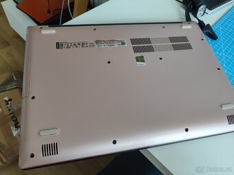 Super Notebook Lenovo 12/256  1 GB grafika - 9