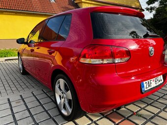 Golf 6 1.6tdi 77kw TOP STAV - 9