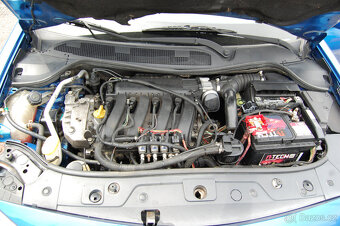 Renault Megane 2.0i 16V LPG - 9