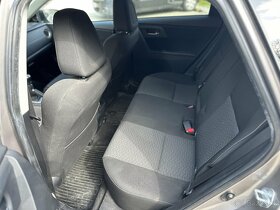 TOYOTA AURIS KOMBI 1,4 D-4D - 9