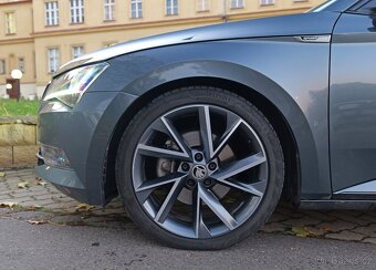 Škoda Superb, TDI 140kW Sportline DCC - 9