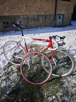 Silniční kolo trek - 9