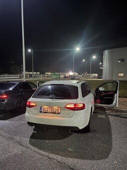 Audi a4b8 - 9