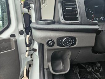 Ford Transit L3H2  2.0 TDCI 130 PS r.v.2021 - 9