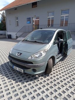 Peugeot 1007, 1.4 Automat (robot), r.v. 2006 - 9