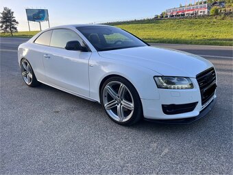 Audi A5 QUATTRO 3.0 TDI - 9