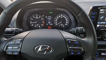 Hyundai i30 1,5 GDi 117kW Edícia 30, 12700km - 9