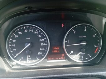 BMW E91 318d - 9