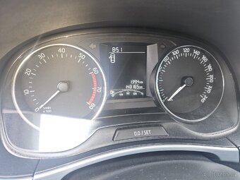 Prodám škoda fabia 1.2 tsi - 9