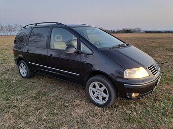 VW SHARAN 1,9 TDi 85kw 4motion - 9
