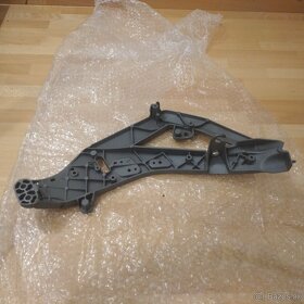 3. Bmw 1200 gs , 1250 gs diely 3 - - 9