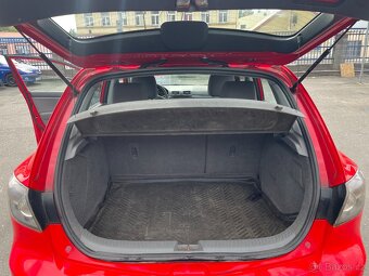 MAZDA 3 DOHC 16V 1.6i 77KW Koupeno ČR 2008 - 9