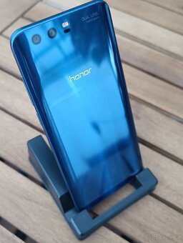 Mobilní telefon HONOR 9, 4GB RAM, 64GB, Dual SIM, Android 9 - 9