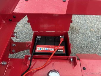 Štípačka dřeva 50T - 9