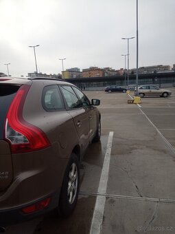VOLVO XC 60 r. 2009 - 9