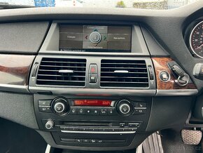 Bmw x5 e70 3.0d 173kw Titansilber na díly - 9