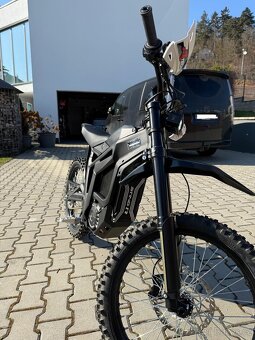 Elekromotorka TALARIA STING R L1e 8Kw 2024 - homologovaná - 9