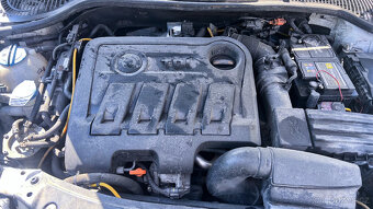 Vůz na díly Škoda Octavia 2 FL sedan 2012 CFHC NFP LF9E - 9