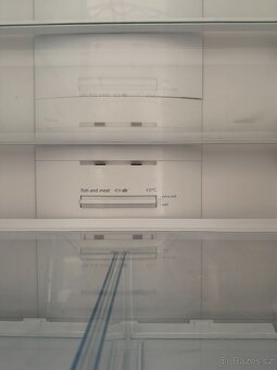 Chladnička s mrazničkou Bosch KGN39VL45 Inoxlook - 9