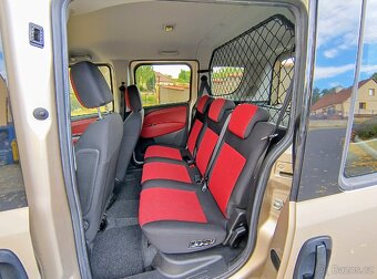 Fiat Doblo Panorama 1,6 Multijet 66 kW Automat - 9