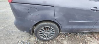 Mazda 5 2.0D, r.v. 2005,81 kW, tažné, 262000 km, nový DPF - 9