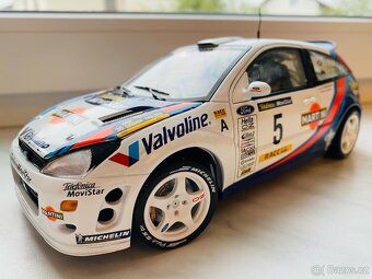Ford Focus Colin McRae asfalt 1:18 - 9