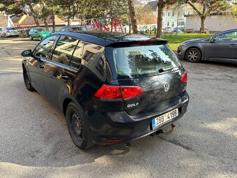 Volkswagen Golf 1.6 TDI 77Kw - 9