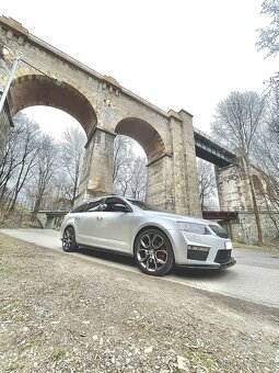 Škoda Octavia 3 RS - lízátko, prahy, zadní lišty - 9