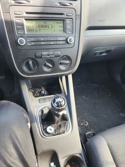 Vw golf 5, 3 dvere ,1.4 MPI - 9