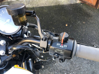 Yamaha XS 400 stavba - 9