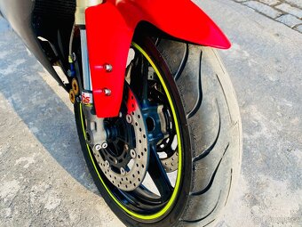 Yamaha YZF-R1, možnost splátek a protiúčtu - 9