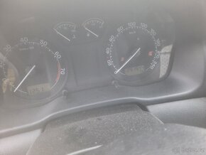 skoda octavia 1.6i 75kw rv2002 - 9