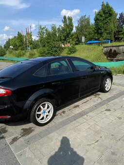 Ford mondeo 2011 rok výroby - 9