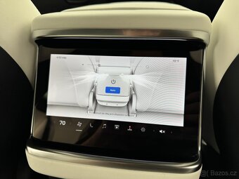 Tesla Model S, 500kw USA bily interiér - 9