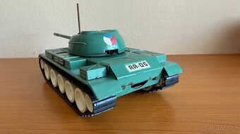 ITES - Staré hračky Tatra, Tank a pod - 9