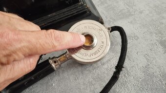 Starý švédský orig.telefon na kliku (2 kliky) velký těžký - 9