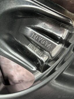 Zánovní alu Toyota Hilux 265/65R17 112S 99% VZORKU - 9