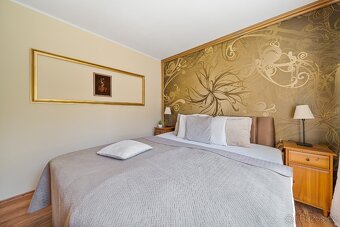 Prodej Rodinného domu 6+1 se zahradou 1152m2 - Skalice u HK - 9