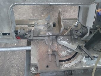 Pásová pila na kov - 9