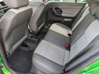 ŠKODA FABIA II COMBI 1.4 16V 63kW 2012 - 9
