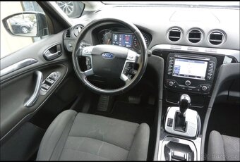 Ford S-MAX 2.2 TDCi AT Titanium 147 kW, 7 míst - 9