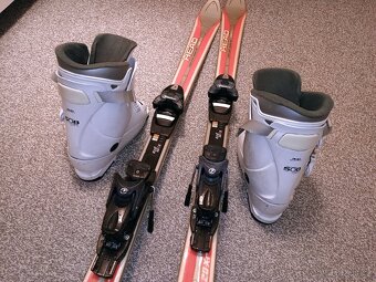 Lyže 150 cm plus boty č.5, dětská velikost - 9