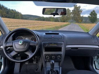 Skoda octavia combi - 9