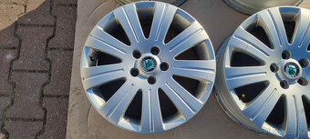 Alu kola originál Škoda Superb 5x112 6x17 ET45 3T0 601 025 J - 9
