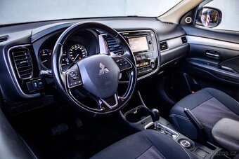 Mitsubishi Outlander 2.2DI-D 7-miestne Intense+ A/T - 9